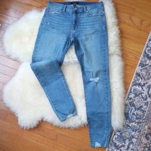 Banana Republic Skinny Fit Jeans 9"
